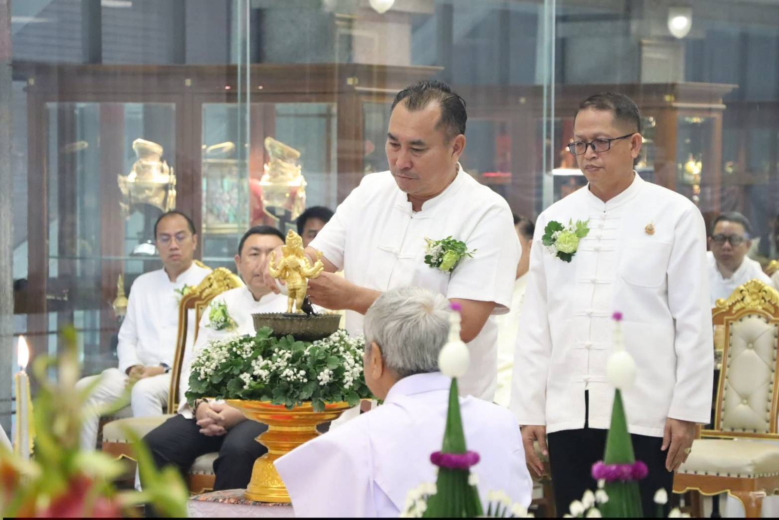 title - ศูนย์ส่งเสริมและพัฒนาอาชีพเสริมนอกภาคการเกษตร โดย สำนักงานการปฏิรูปที่ดินเพื่อเกษตรกรรม จัดโครงการพัฒนาบุคลากรเพื่อเพิ่มประสิทธิภาพการดำเนินงานด้านศิลปหัตถกรรม กิจกรรมไหว้ครูช่าง ณ ชั้น 2 อาคารพระมิ่งขวัญ ศูนย์ส่งเสริมและพัฒนาอาชีพเสริมนอกภาคการเกษตร (ศูนย์ศิลปาชีพบางไทรฯ (เดิม))